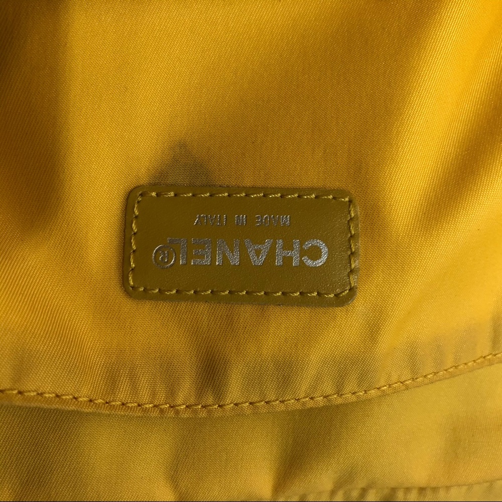 Authentic chanel nylon bag - Picture 12 of 14